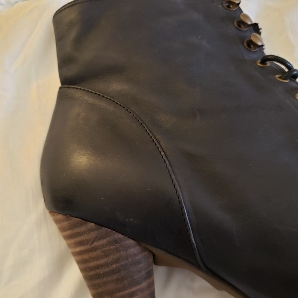 Booties - Picture 5 of 5